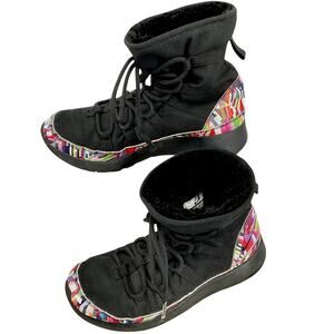 Nike Roshe One Hi Print GS Kids Boot Sneaker Black Multicolor Lined Lace Up 3.5Y